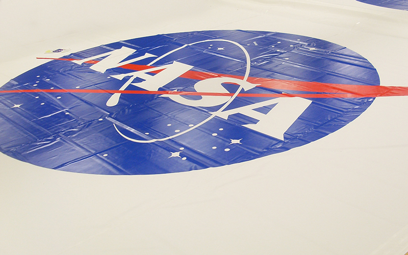 Serietryk på lærred hos Kungsäter Industri